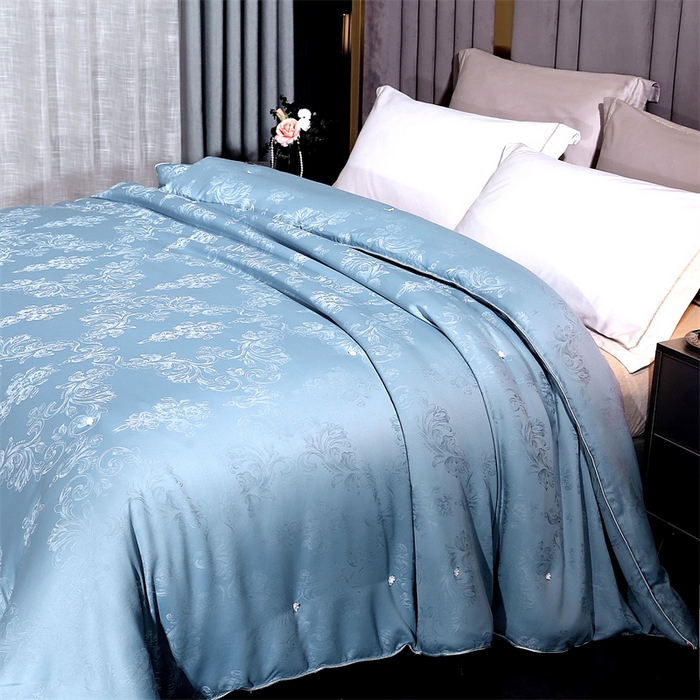 91家纺网 家纺一手货源 找家纺 芭芭棉家纺 2025新款全棉提花云端之梦被子被芯 云端之梦蓝色