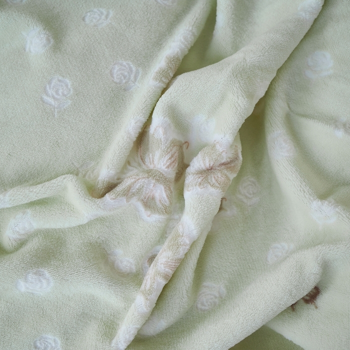 91家纺网 家纺一手货源 找家纺 尚品凤凰 2025新款雕花绒牛奶绒四件套 花间蝶舞-绿