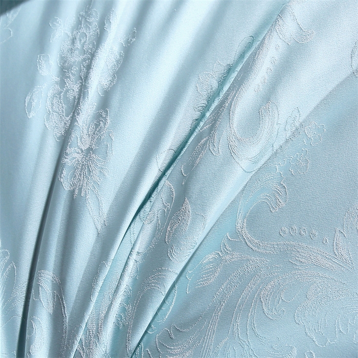 91家纺网 家纺一手货源 找家纺 芭芭棉家纺 2025新款全棉提花云端之梦被子被芯 云端之梦绿色