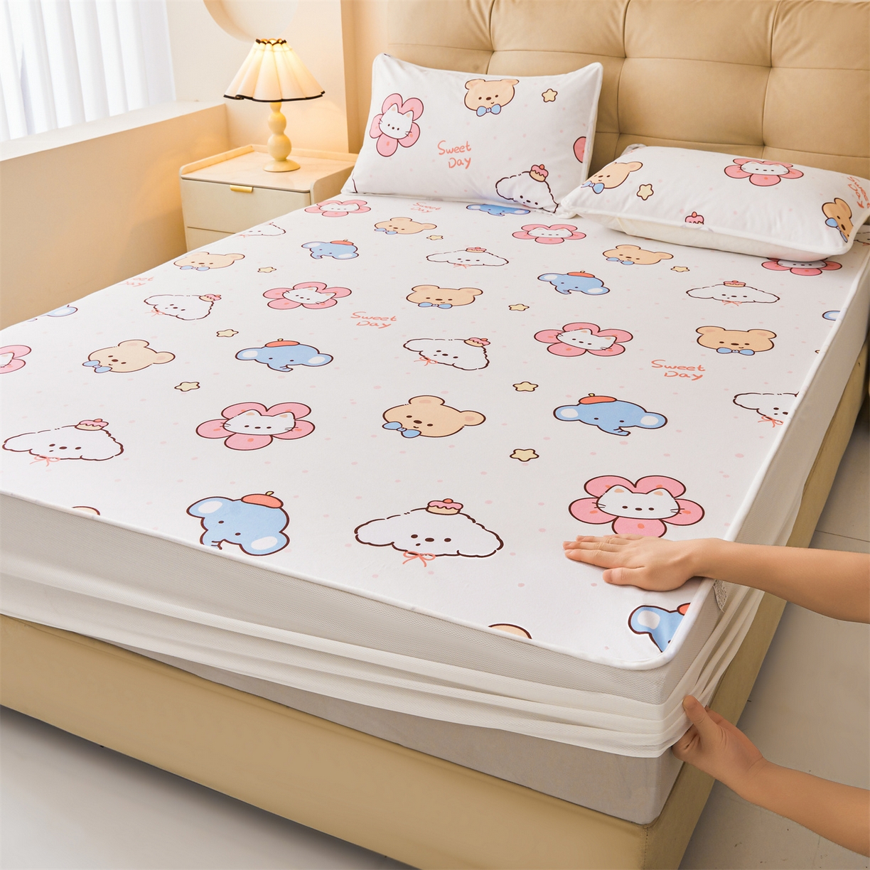 91家纺网 家纺一手货源 找家纺 雯豆家纺 2025新款TPU防水隔尿床笠防脏垫单床笠床笠单件 防水床笠-猫咪花花