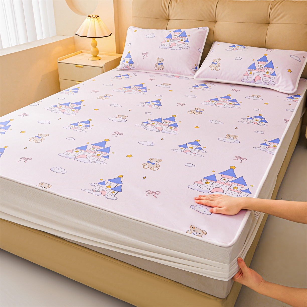 91家纺网 家纺一手货源 找家纺 雯豆家纺 2025新款TPU防水隔尿床笠防脏垫单床笠床笠单件 防水床笠-天使城堡