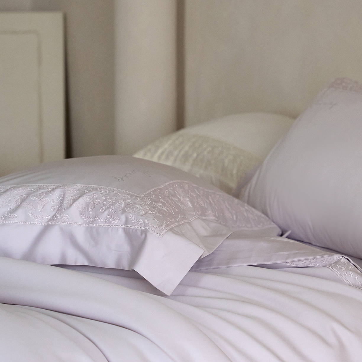 91家纺网 家纺一手货源 找家纺 佳汐蓝家纺 2025新款100%全棉百支新疆长绒棉贡缎四件套-露西亚 露西亚 紫