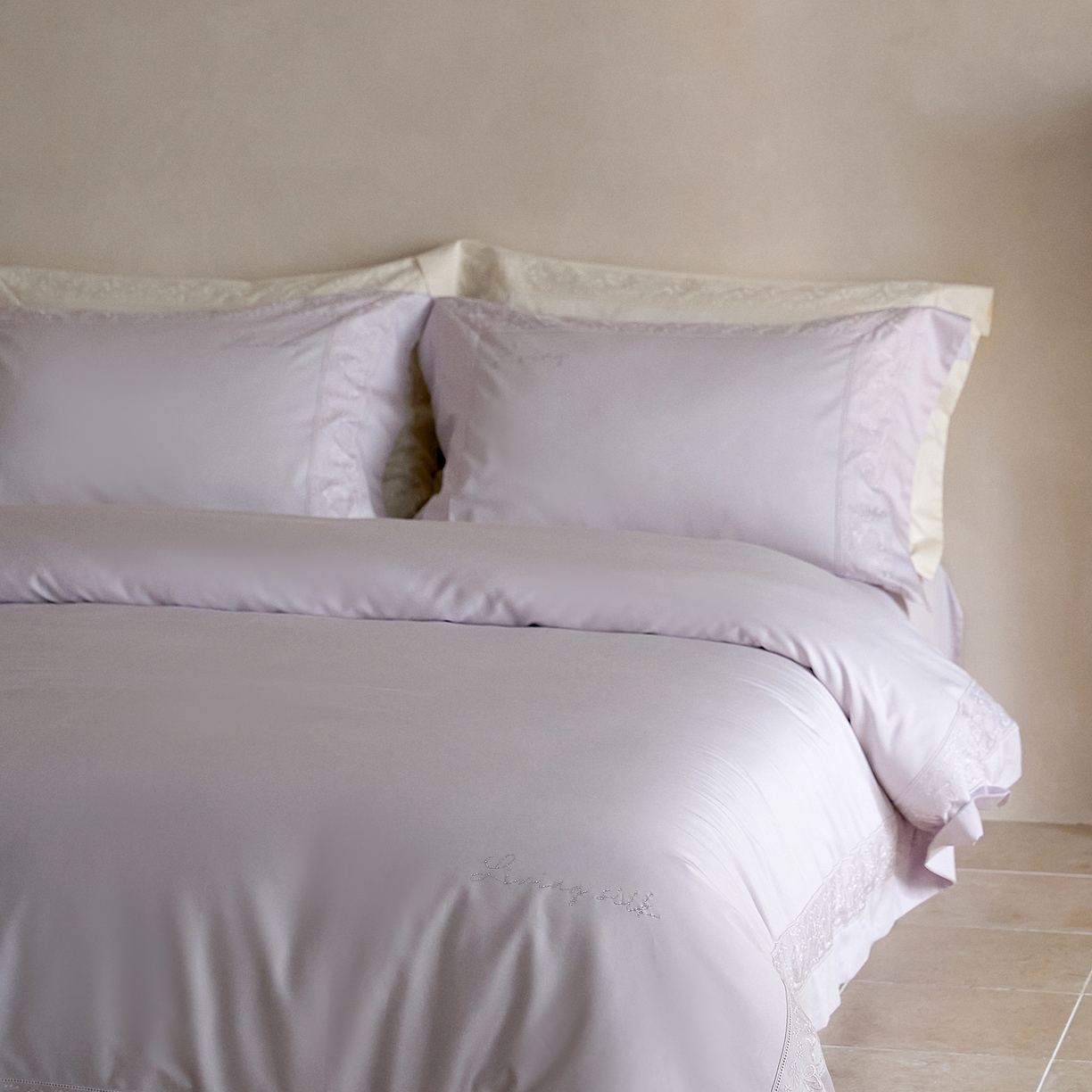 91家纺网 家纺一手货源 找家纺 佳汐蓝家纺 2025新款100%全棉百支新疆长绒棉贡缎四件套-露西亚 露西亚 紫