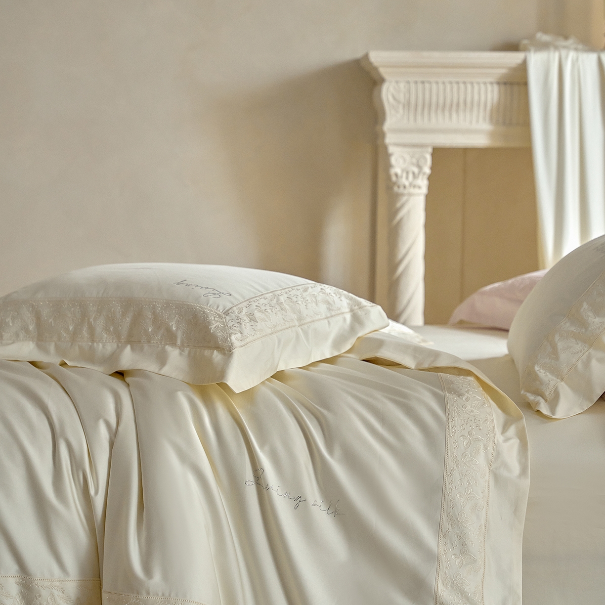 91家纺网 家纺一手货源 找家纺 （总）佳汐蓝家纺 2025新款100%全棉百支新疆长绒棉贡缎四件套-露西亚