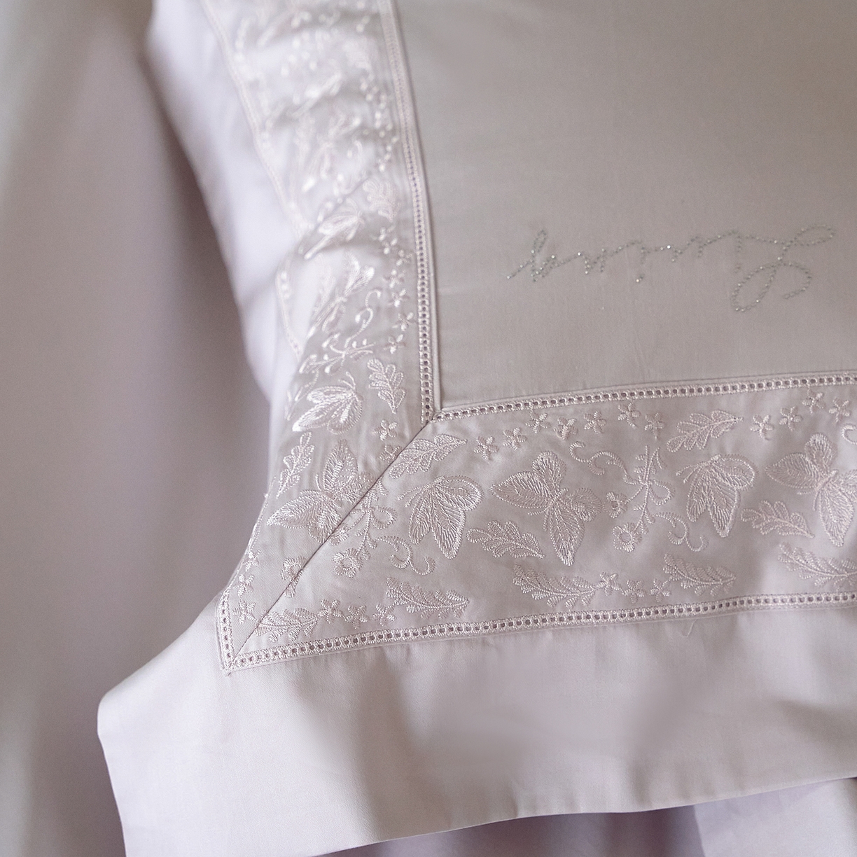 91家纺网 家纺一手货源 找家纺 佳汐蓝家纺 2025新款100%全棉百支新疆长绒棉贡缎四件套-露西亚 露西亚 紫