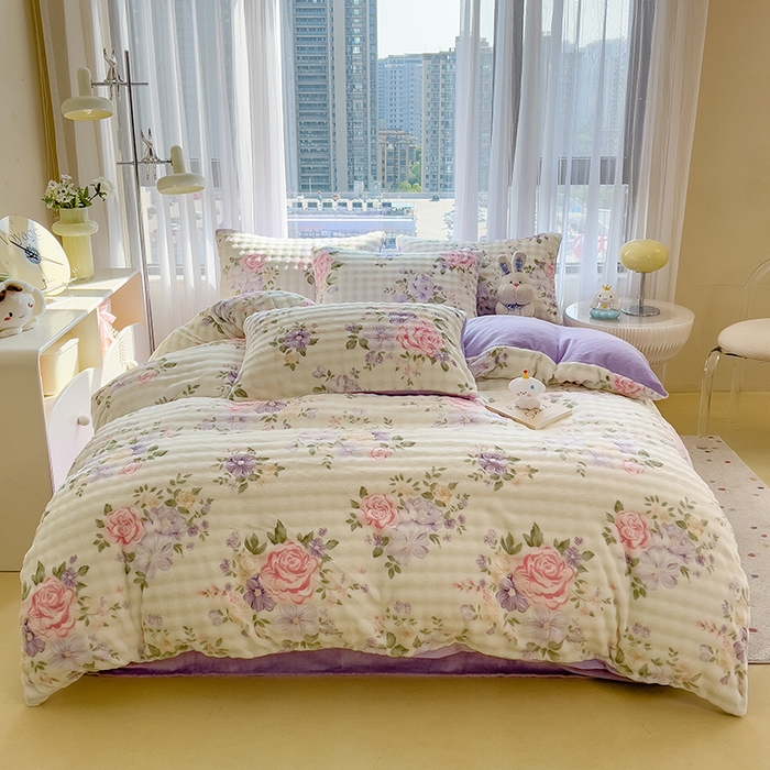 91家纺网 家纺一手货源 找家纺 摩妮卡 2025新款小清新加厚260克牛奶绒泡泡绒四件套 幽香恋曲