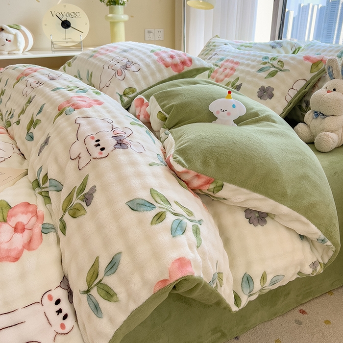 91家纺网 家纺一手货源 找家纺 摩妮卡 2025新款小清新加厚260克牛奶绒泡泡绒四件套 暮雅