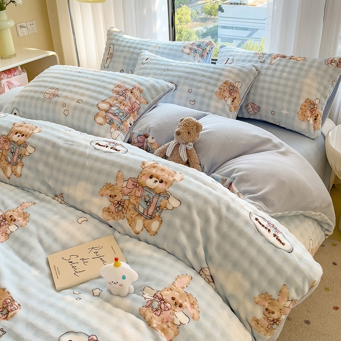 91家纺网 家纺一手货源 找家纺 摩妮卡 2025新款小清新加厚260克牛奶绒泡泡绒四件套 软萌萌小兔