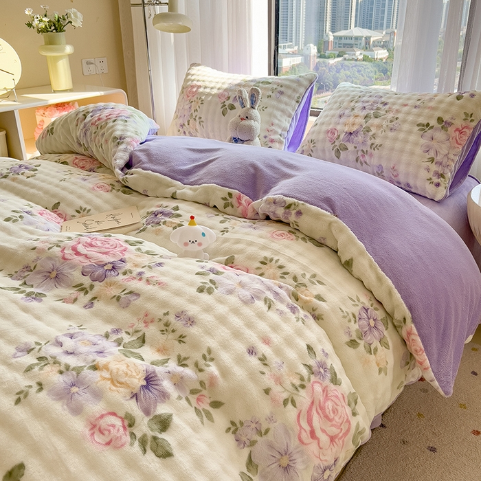 91家纺网 家纺一手货源 找家纺 摩妮卡 2025新款小清新加厚260克牛奶绒泡泡绒四件套 幽香恋曲