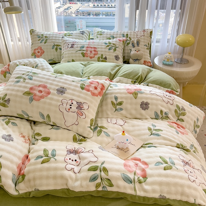 91家纺网 家纺一手货源 找家纺 摩妮卡 2025新款小清新加厚260克牛奶绒泡泡绒四件套 暮雅