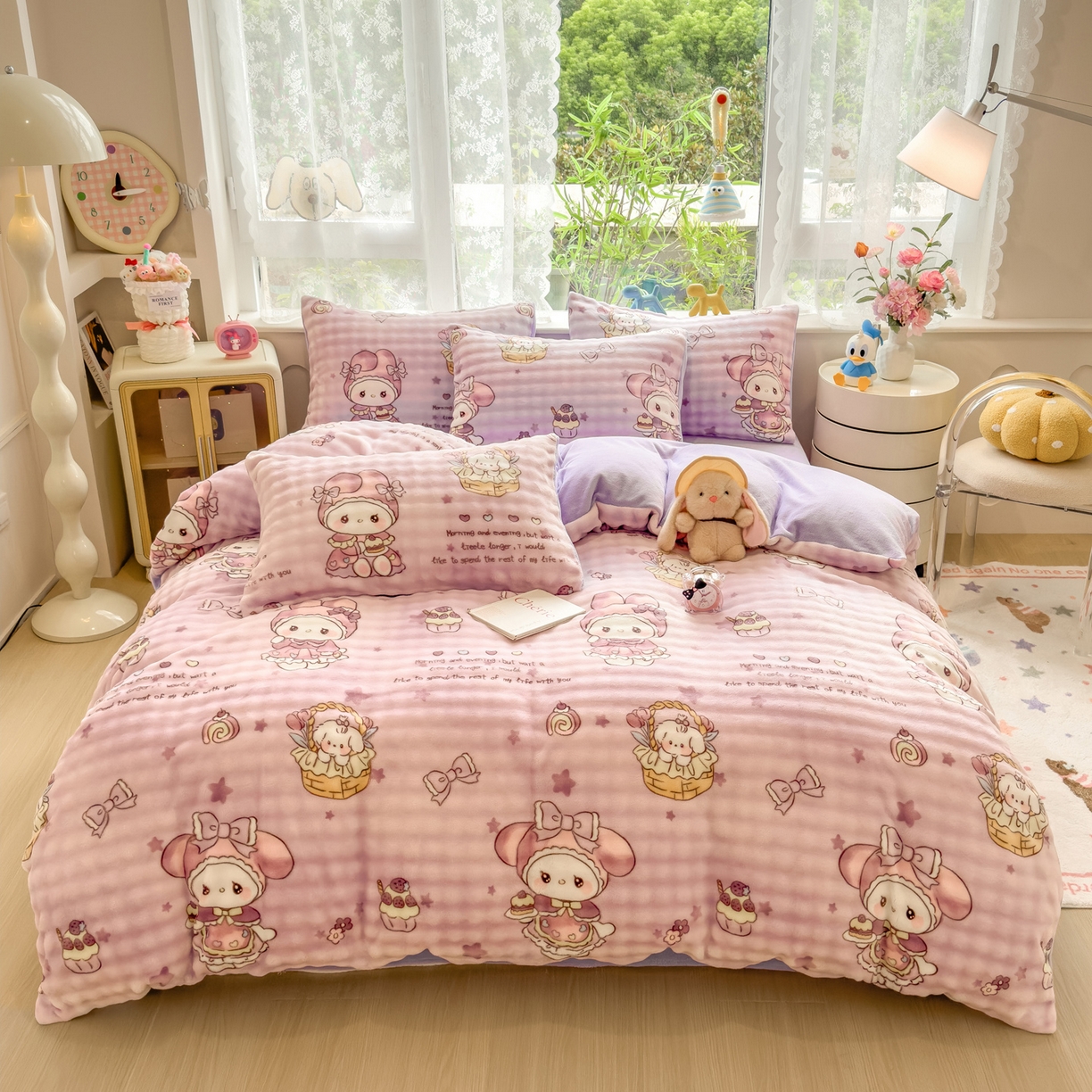 91家纺网 家纺一手货源 找家纺 摩妮卡 2025新款小清新加厚260克牛奶绒泡泡绒四件套 紫韵美乐蒂