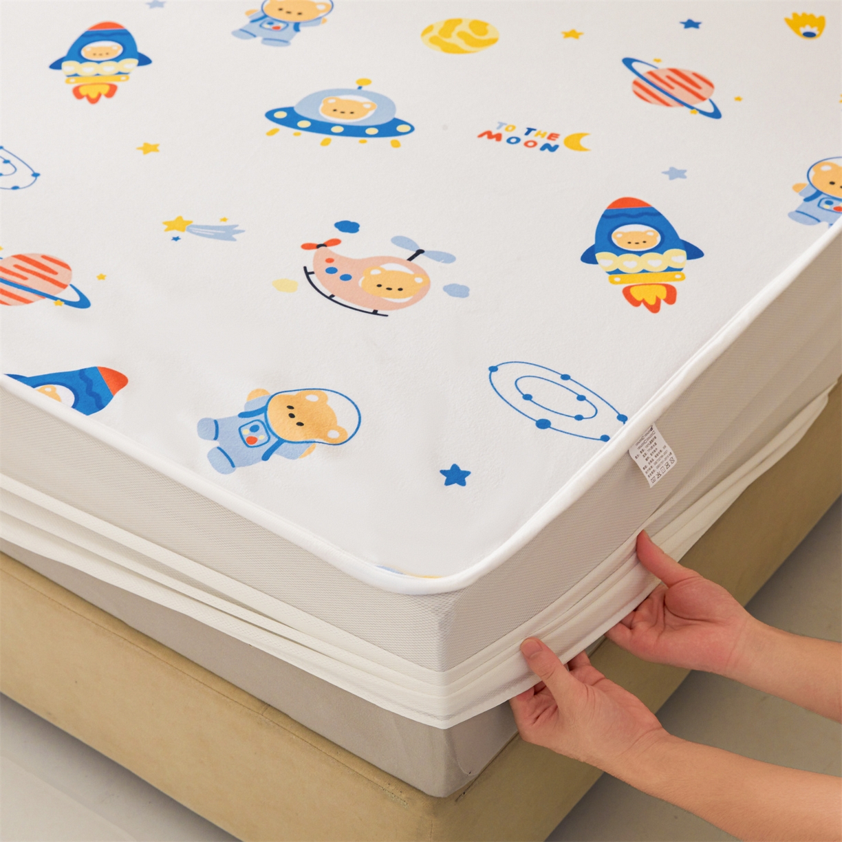 91家纺网 家纺一手货源 找家纺 雯豆家纺 2025新款TPU防水隔尿床笠防脏垫单床笠床笠单件 防水床笠-火箭飞船