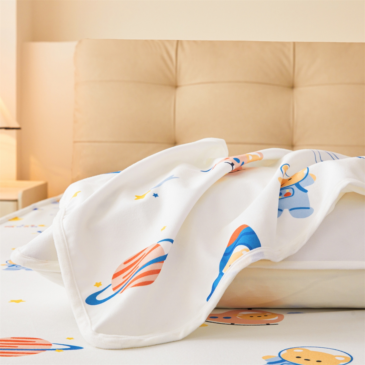 91家纺网 家纺一手货源 找家纺 雯豆家纺 2025新款TPU防水隔尿床笠防脏垫单床笠床笠单件 防水床笠-火箭飞船