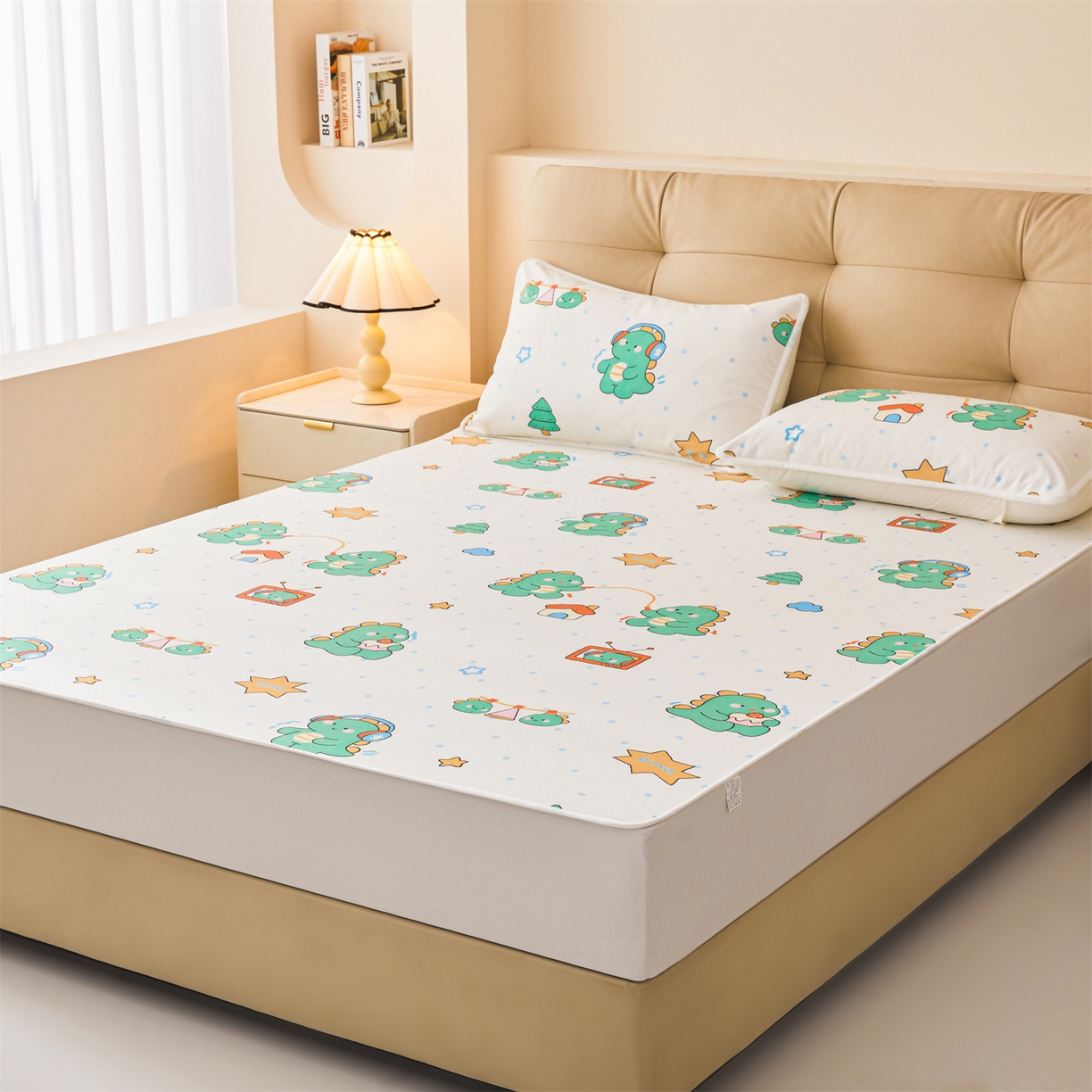 91家纺网 家纺一手货源 找家纺 雯豆家纺 2025新款TPU防水隔尿床笠防脏垫单床笠床笠单件 防水床笠-恐龙运动员