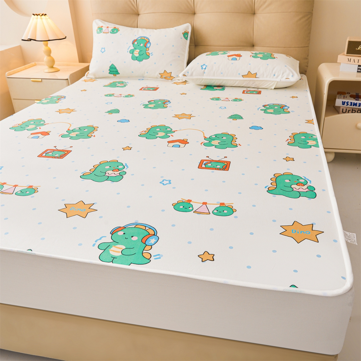 91家纺网 家纺一手货源 找家纺 雯豆家纺 2025新款TPU防水隔尿床笠防脏垫单床笠床笠单件 防水床笠-恐龙运动员