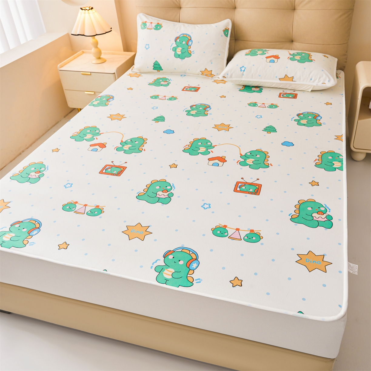 91家纺网 家纺一手货源 找家纺 雯豆家纺 2025新款TPU防水隔尿床笠防脏垫单床笠床笠单件 防水床笠-恐龙运动员