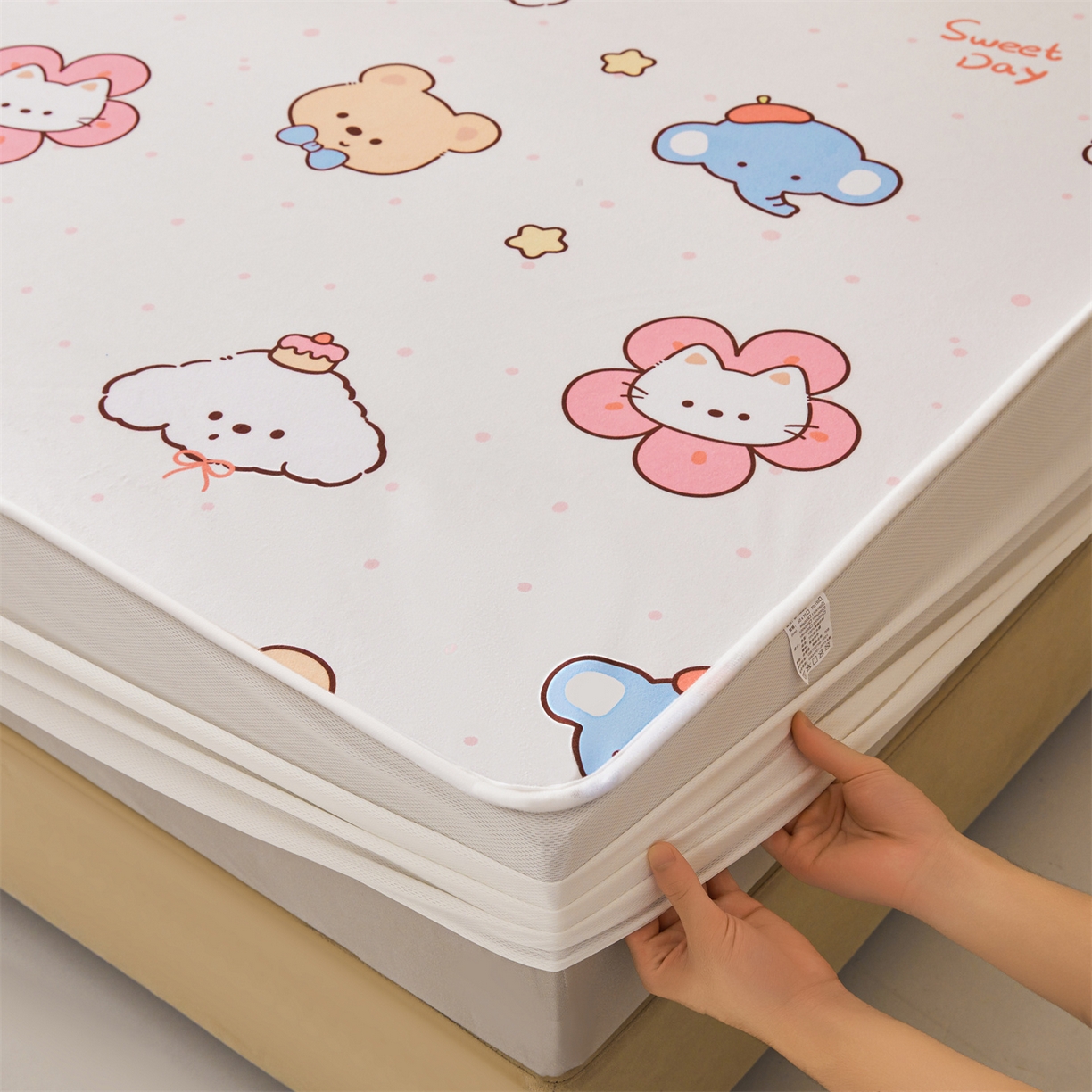 91家纺网 家纺一手货源 找家纺 雯豆家纺 2025新款TPU防水隔尿床笠防脏垫单床笠床笠单件 防水床笠-猫咪花花