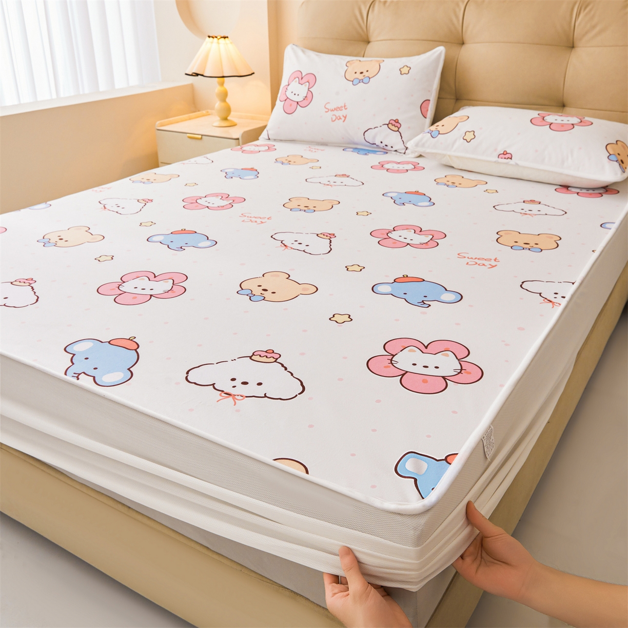 91家纺网 家纺一手货源 找家纺 雯豆家纺 2025新款TPU防水隔尿床笠防脏垫单床笠床笠单件 防水床笠-猫咪花花