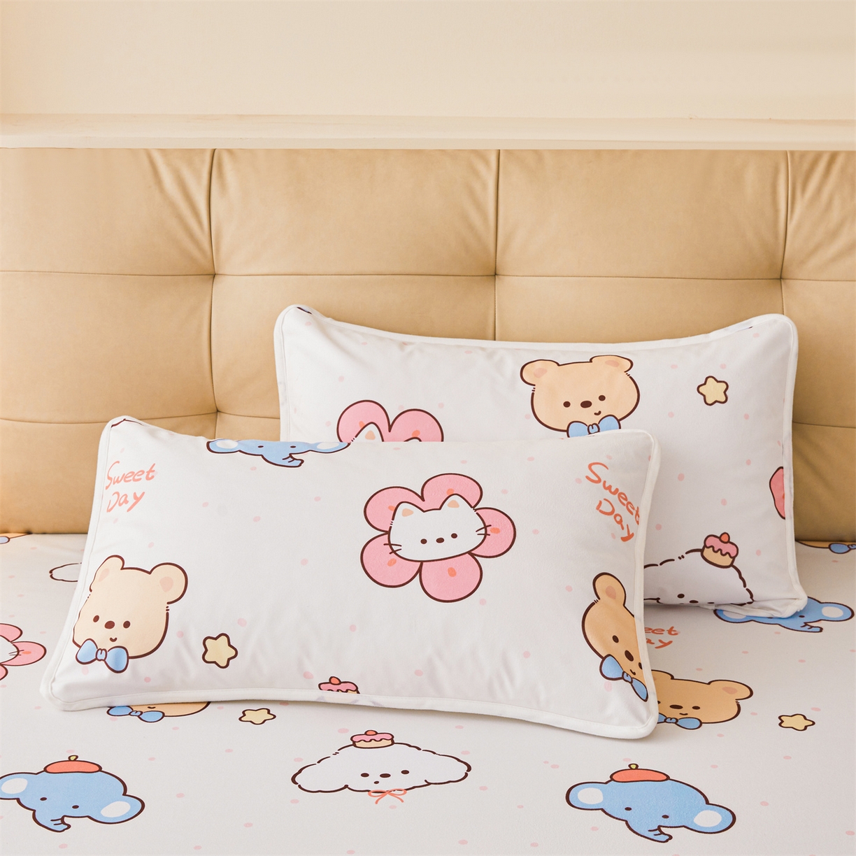 91家纺网 家纺一手货源 找家纺 雯豆家纺 2025新款TPU防水隔尿床笠防脏垫单床笠床笠单件 防水床笠-猫咪花花