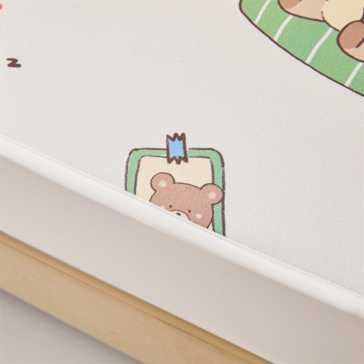 91家纺网 家纺一手货源 找家纺 雯豆家纺 2025新款TPU防水隔尿床笠防脏垫单床笠床笠单件 防水床笠-沙发熊