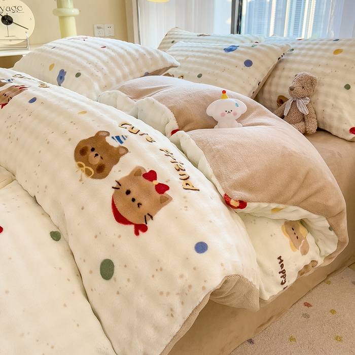 摩妮卡 2025新款小清新加厚260克牛奶绒泡泡绒四件套 快乐每一天