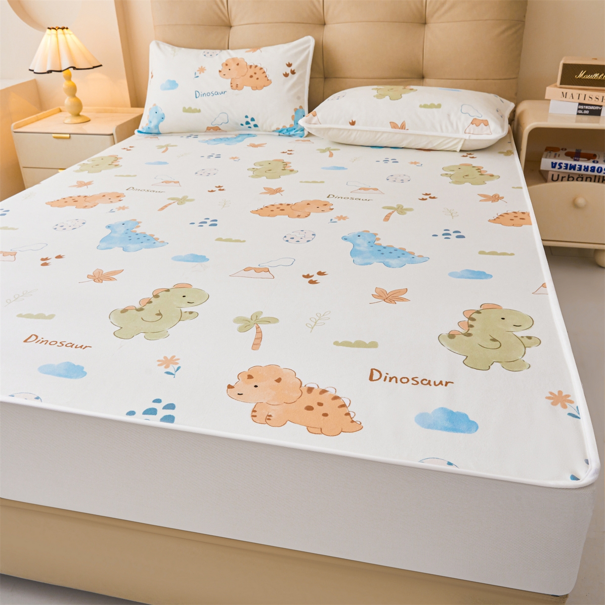 91家纺网 家纺一手货源 找家纺 雯豆家纺 2025新款TPU防水隔尿床笠防脏垫单床笠床笠单件 防水床笠-沙滩恐龙