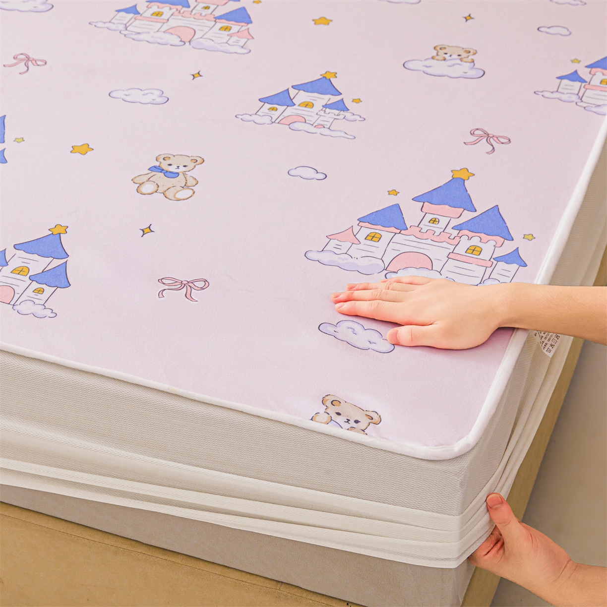 91家纺网 家纺一手货源 找家纺 雯豆家纺 2025新款TPU防水隔尿床笠防脏垫单床笠床笠单件 防水床笠-天使城堡