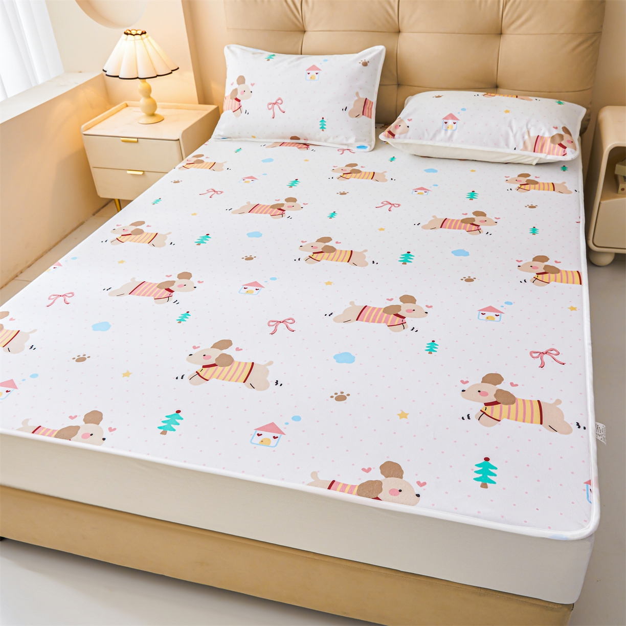 91家纺网 家纺一手货源 找家纺 雯豆家纺 2025新款TPU防水隔尿床笠防脏垫单床笠床笠单件 防水床笠-条纹狗