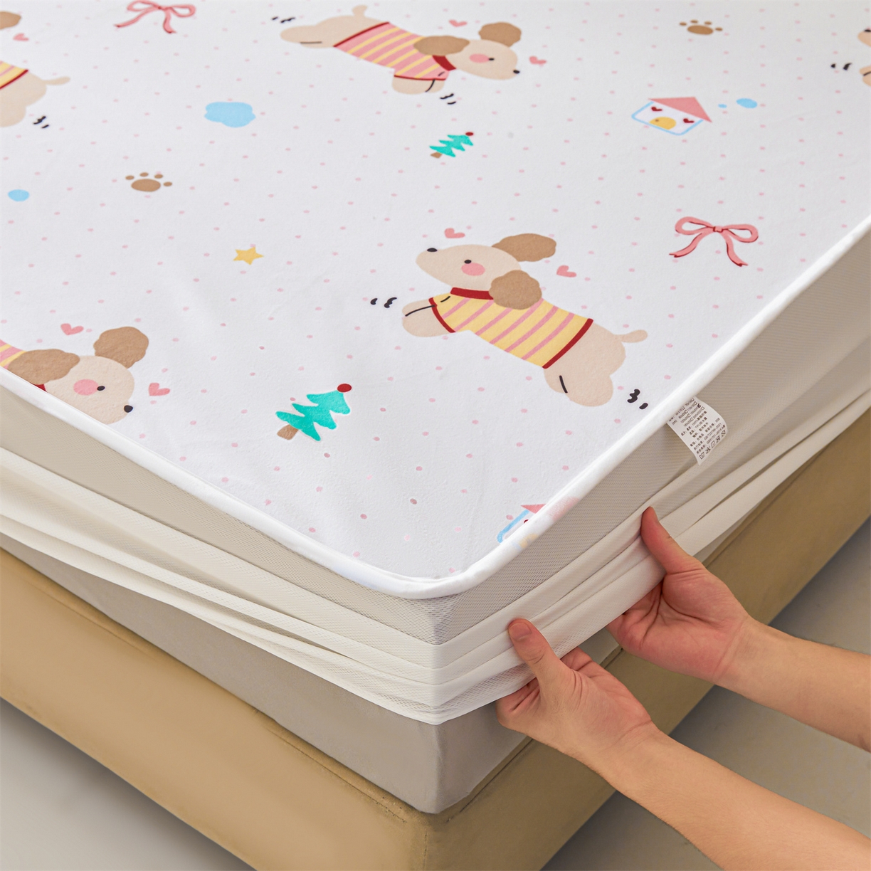 91家纺网 家纺一手货源 找家纺 雯豆家纺 2025新款TPU防水隔尿床笠防脏垫单床笠床笠单件 防水床笠-条纹狗