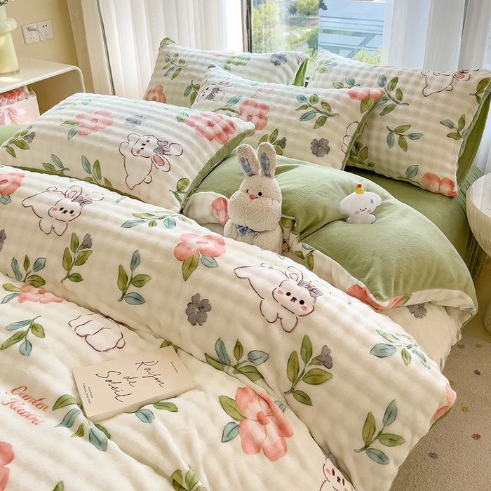 91家纺网 家纺一手货源 找家纺 摩妮卡 2025新款小清新加厚260克牛奶绒泡泡绒四件套 暮雅