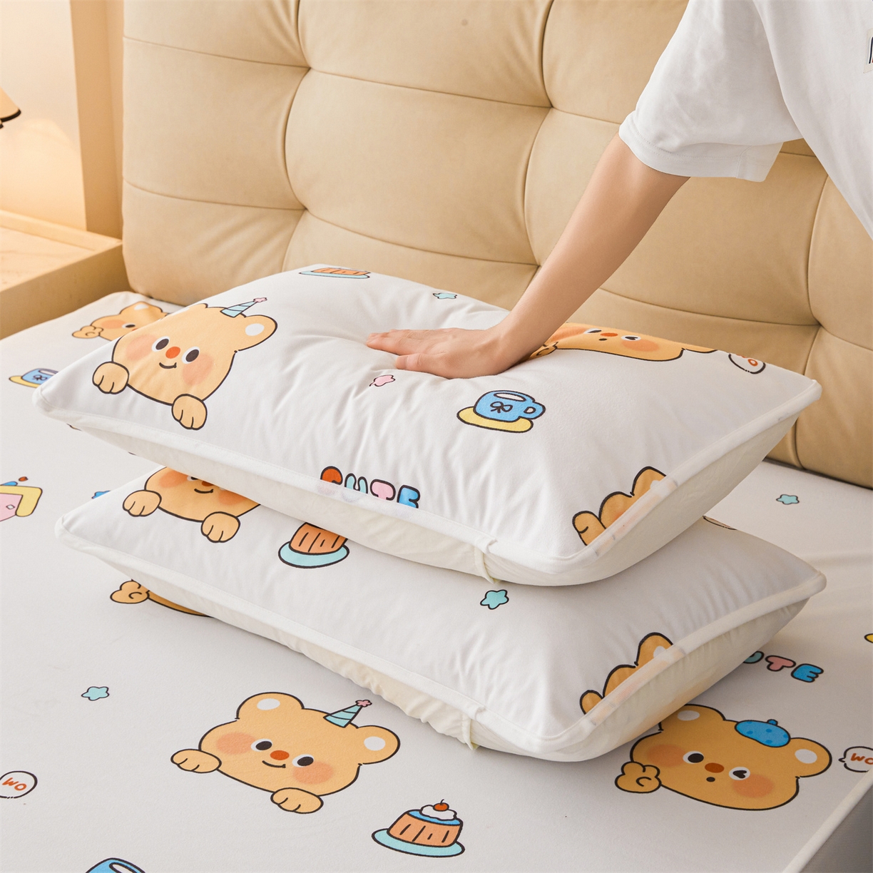 91家纺网 家纺一手货源 找家纺 雯豆家纺 2025新款TPU防水隔尿床笠防脏垫单床笠床笠单件 防水床笠-微笑先生