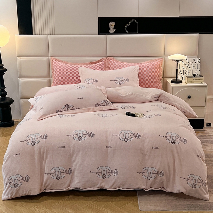 花香四季家纺 2025新款全消光工艺320克牛奶绒四件套 心动玫瑰