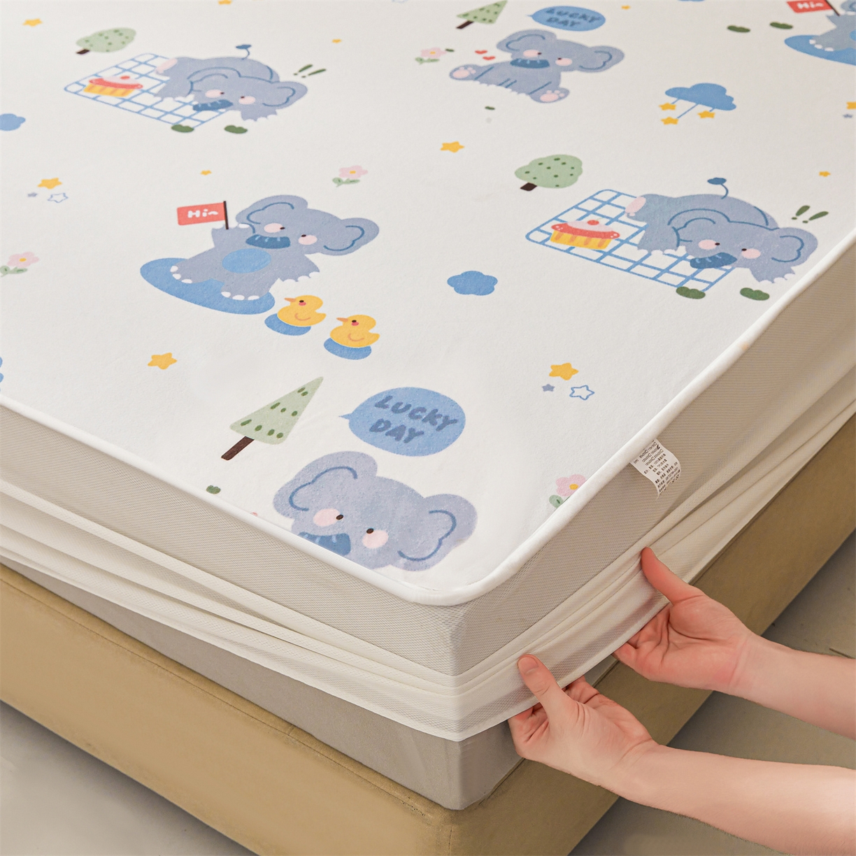 91家纺网 家纺一手货源 找家纺 雯豆家纺 2025新款TPU防水隔尿床笠防脏垫单床笠床笠单件 防水床笠-小象嘟嘟