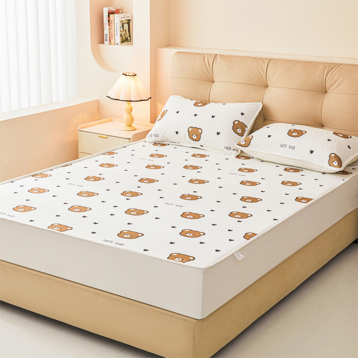 91家纺网 家纺一手货源 找家纺 雯豆家纺 2025新款TPU防水隔尿床笠防脏垫单床笠床笠单件 防水床笠-小熊头