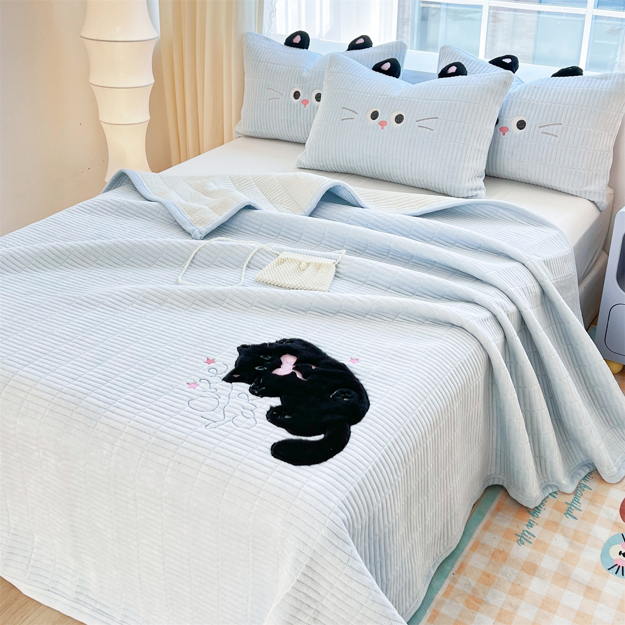 91家纺网 家纺一手货源 找家纺 （总）曼町家居 2025新款秋冬加厚牛奶绒防滑单床盖系列