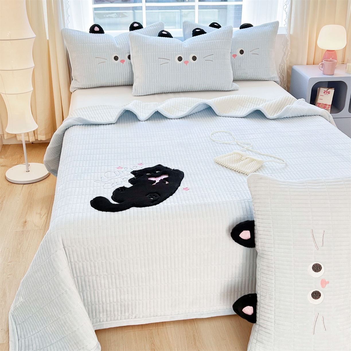 91家纺网 家纺一手货源 找家纺 （总）曼町家居 2025新款秋冬加厚牛奶绒防滑单床盖系列