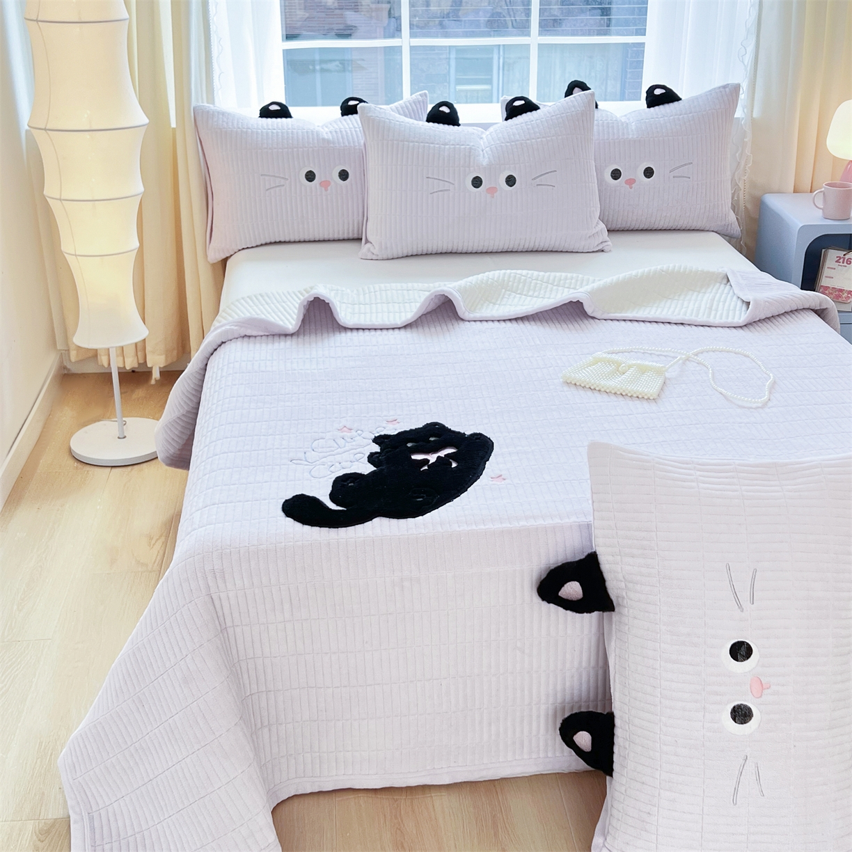 91家纺网 家纺一手货源 找家纺 曼町家居 2025新款秋冬加厚牛奶绒防滑单床盖系列 尤米-梦幻紫