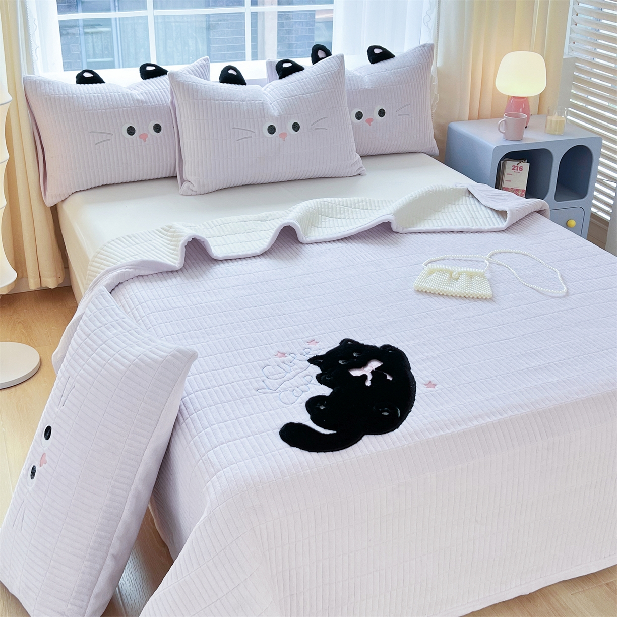 91家纺网 家纺一手货源 找家纺 曼町家居 2025新款秋冬加厚牛奶绒防滑单床盖系列 尤米-梦幻紫