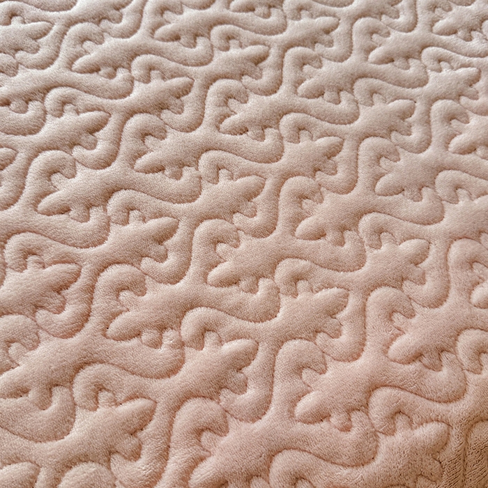 91家纺网 家纺一手货源 找家纺 绒棉世家 2025秋冬新款法式韩版花边款加厚牛奶绒双面宝宝绒四件套 秘密花园-粉