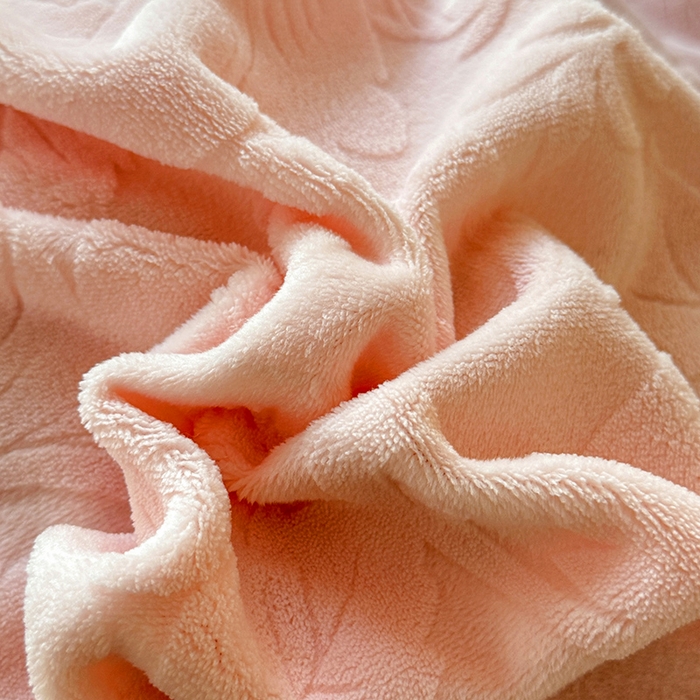 91家纺网 家纺一手货源 找家纺 绒棉世家 2025秋冬新款法式韩版花边款加厚牛奶绒双面宝宝绒四件套 秘密花园-粉