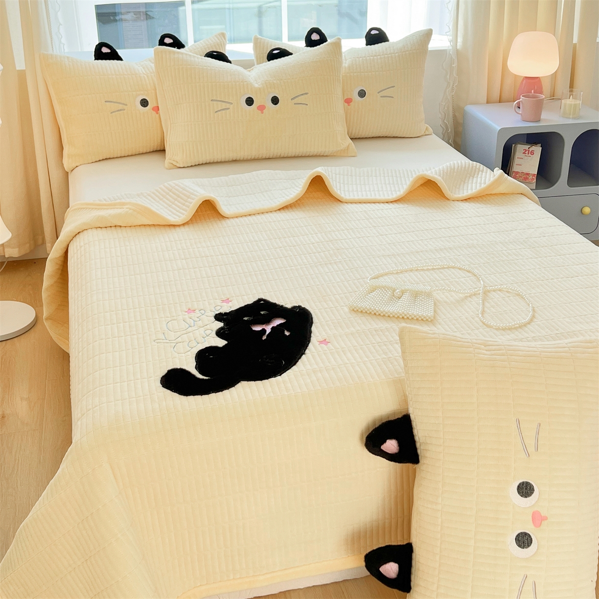 91家纺网 家纺一手货源 找家纺 曼町家居 2025新款秋冬加厚牛奶绒防滑单床盖系列 尤米-芝士黄