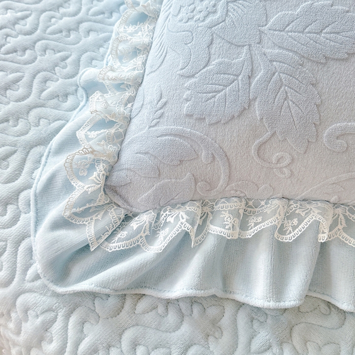 91家纺网 家纺一手货源 找家纺 绒棉世家 2025秋冬新款法式韩版花边款加厚牛奶绒双面宝宝绒四件套 秘密花园-兰