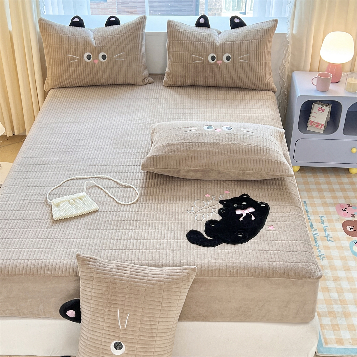 91家纺网 家纺一手货源 找家纺 曼町家居 2025新款秋冬加厚牛奶绒防滑单床笠系列 尤米-奶茶咖