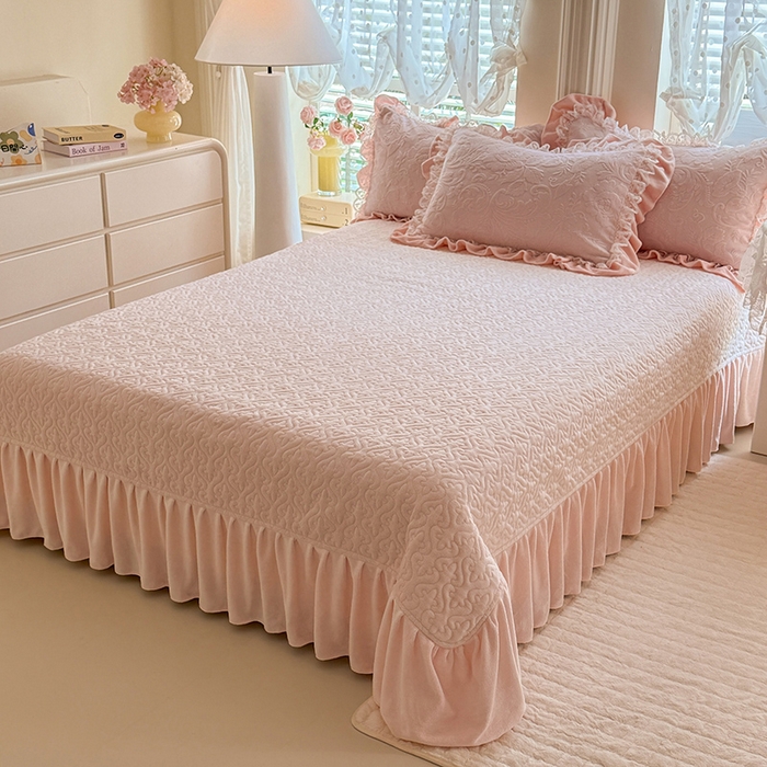 91家纺网 家纺一手货源 找家纺 绒棉世家 2025秋冬新款法式韩版花边款加厚牛奶绒双面宝宝绒四件套 艾薇尔-粉