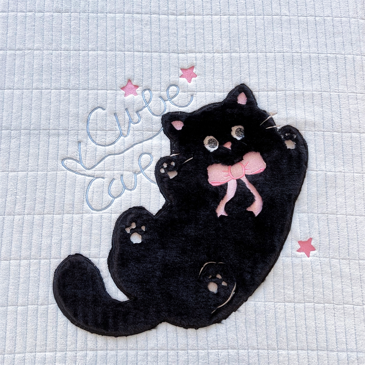 91家纺网 家纺一手货源 找家纺 曼町家居 2025新款秋冬加厚牛奶绒防滑单床笠系列 尤米-天空蓝