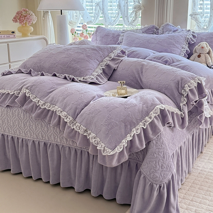 91家纺网 家纺一手货源 找家纺 绒棉世家 2025秋冬新款法式韩版花边款加厚牛奶绒双面宝宝绒四件套 艾薇尔-紫