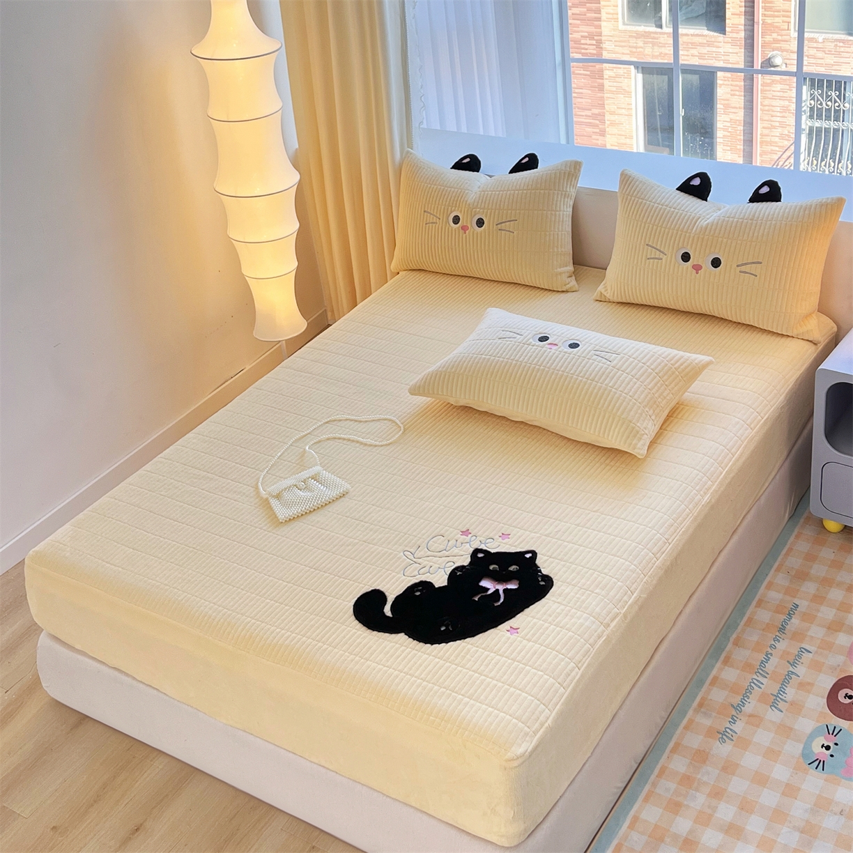 91家纺网 家纺一手货源 找家纺 曼町家居 2025新款秋冬加厚牛奶绒防滑单床笠系列 尤米-芝士黄