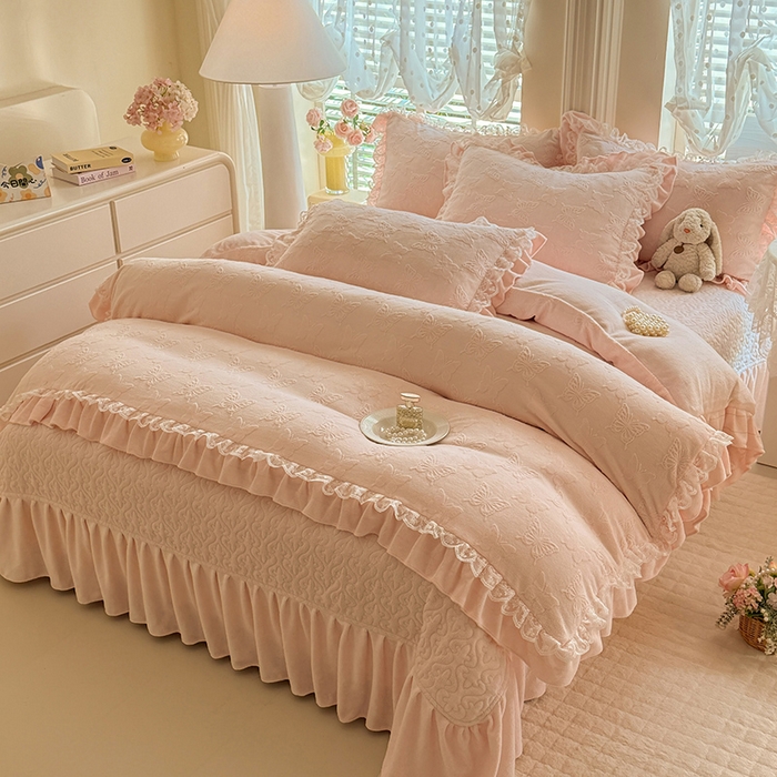 91家纺网 家纺一手货源 找家纺 （总）绒棉世家 2025秋冬新款法式韩版花边款加厚牛奶绒双面宝宝绒四件套