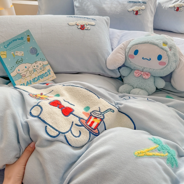 91家纺网 家纺一手货源 找家纺 （总）沐辰 2025新款A类牛奶绒三丽欧毛巾绣四件套