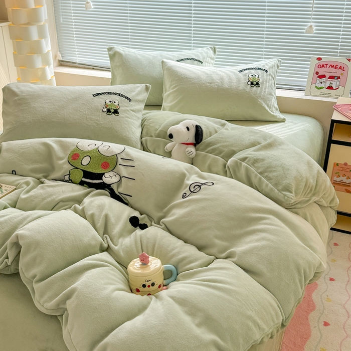 沐辰 2025新款A类牛奶绒三丽欧毛巾绣四件套 骑行蛙蛙